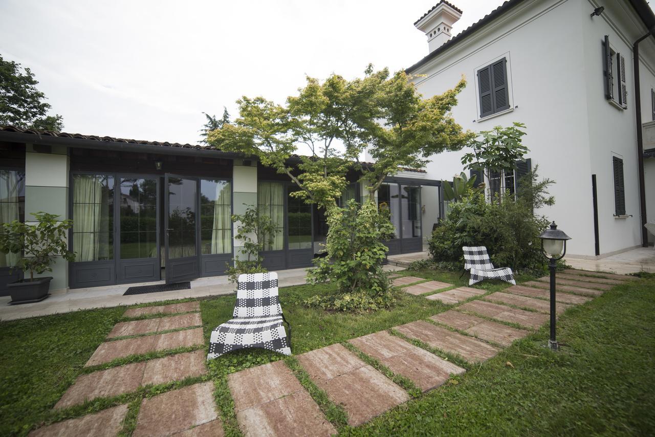 Villa Franca In Franciacorta Passirano Exterior photo